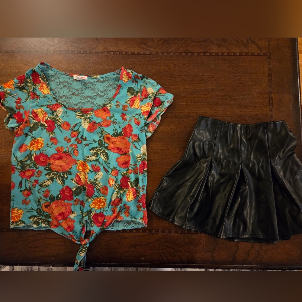 girl 8 black leather skirt and colorful short sleeve top